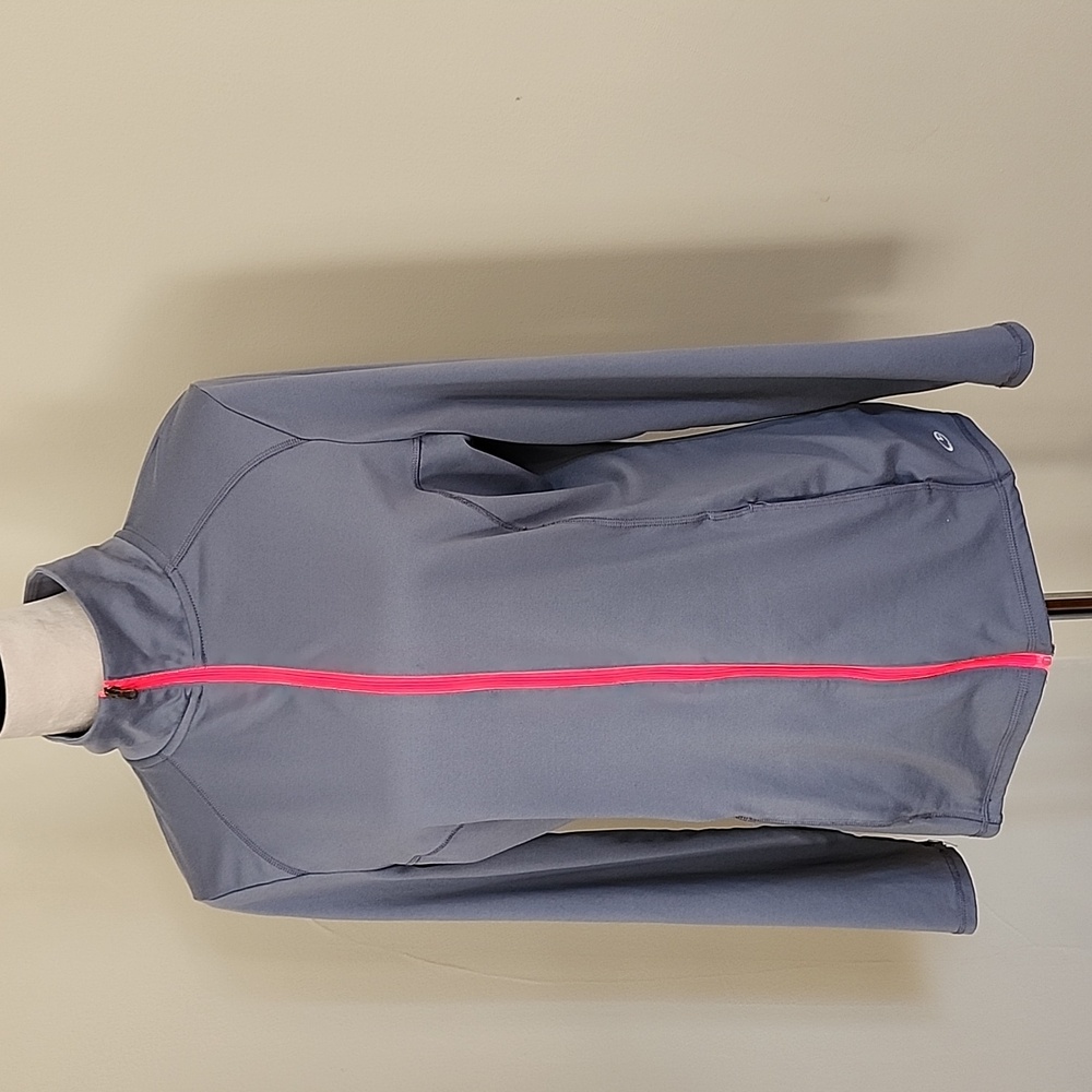 Champion active zip up top, M